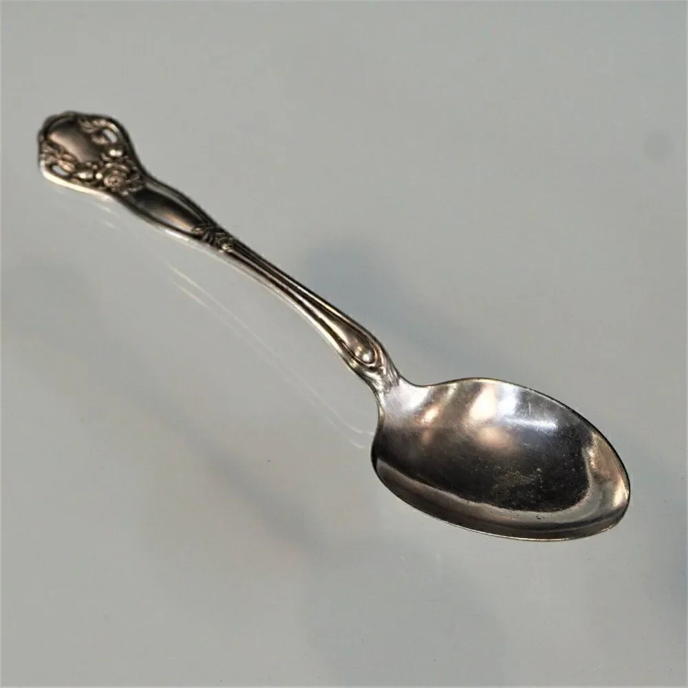 Dolly Madison 1911 Pattern Serving Spoon Silver Inlaid by Holmes & Edwards